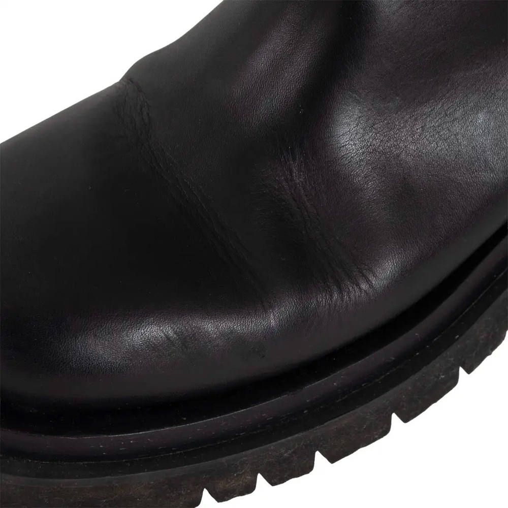 Bottega Veneta Black Leather Lug-Soled Combat Boot - Picture 3 of 3